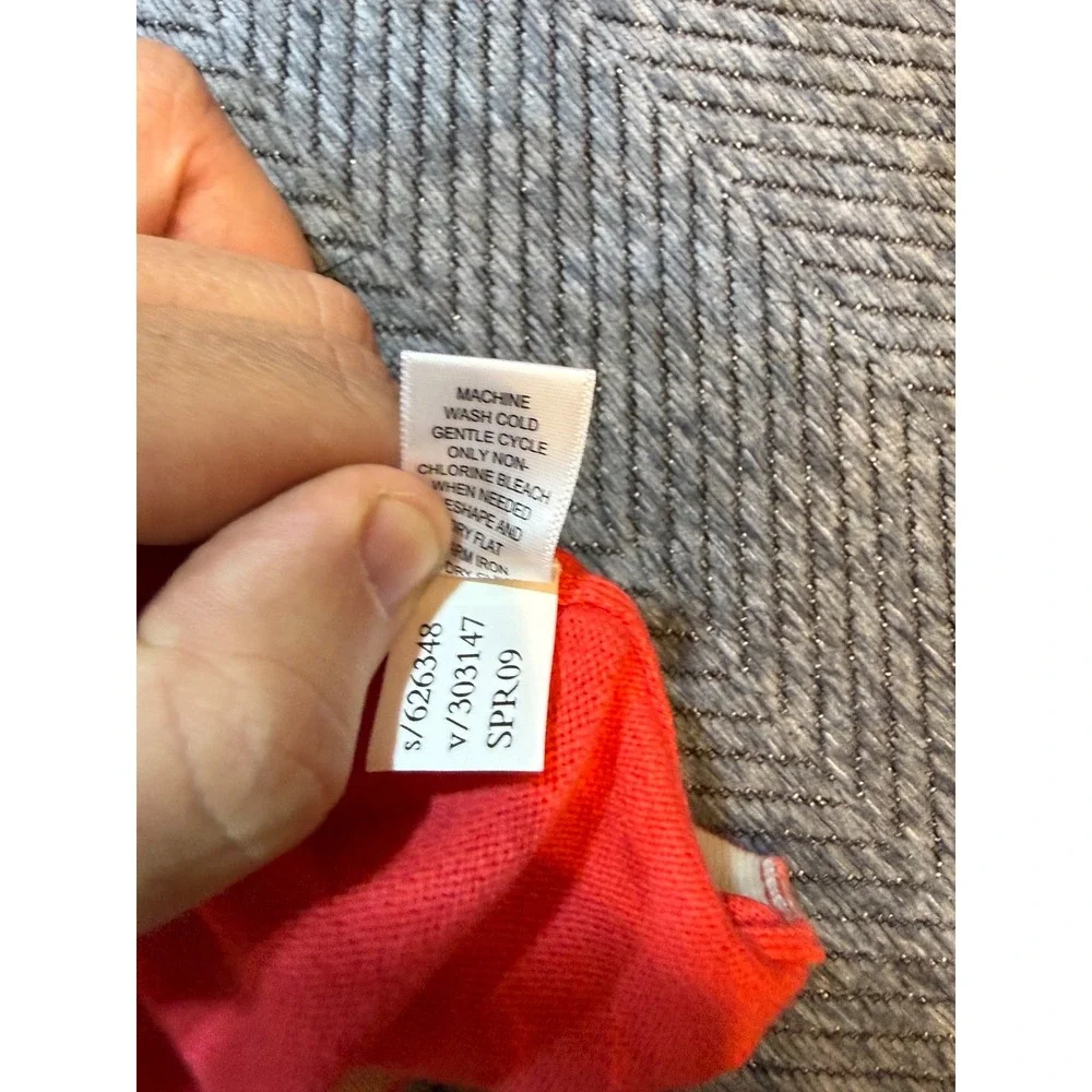 Banana Republic V-Neck Sweater L Red Silk Cotton Cashmere Minimalist Old Money